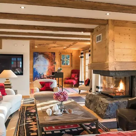 Veern 5 Bedroom Chalet Holiday home *
